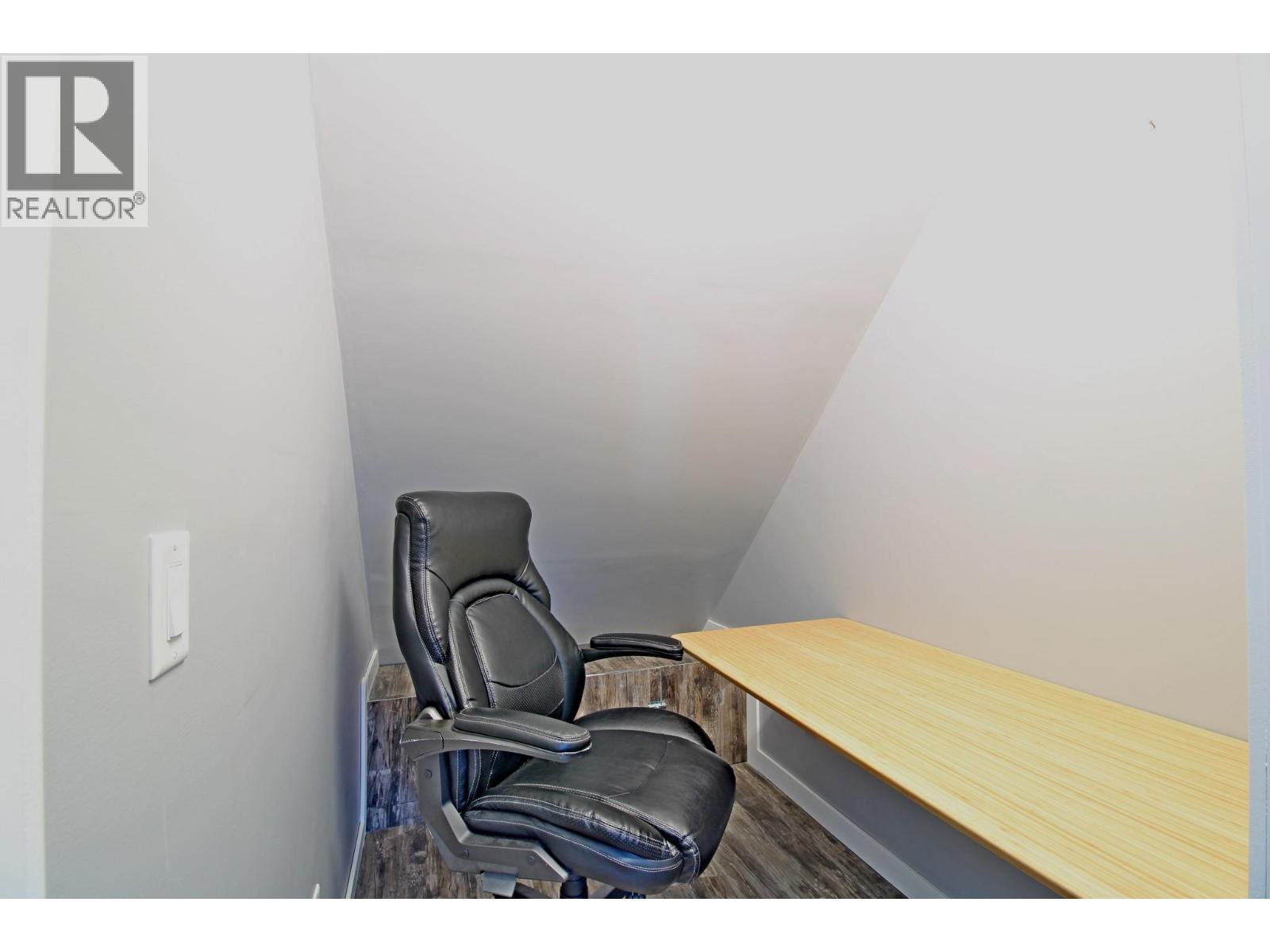 6933 Barcelona Drive Unit# 64, Kelowna, British Columbia  V1Z 3R8 - Photo 34 - 10375672