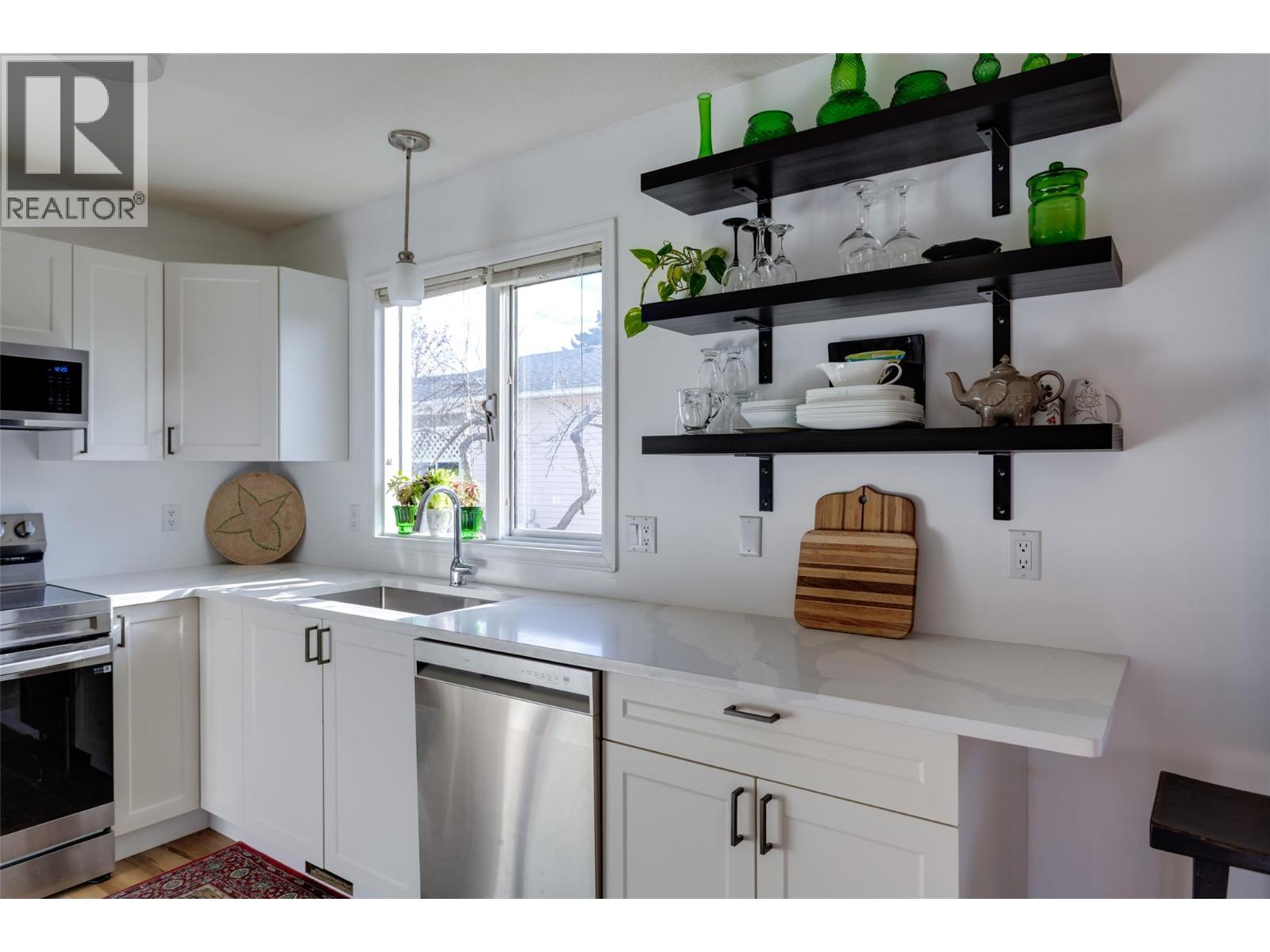 1255 Raymer Avenue Unit# 527, Kelowna, British Columbia  V1W 3S3 - Photo 3 - 10375690