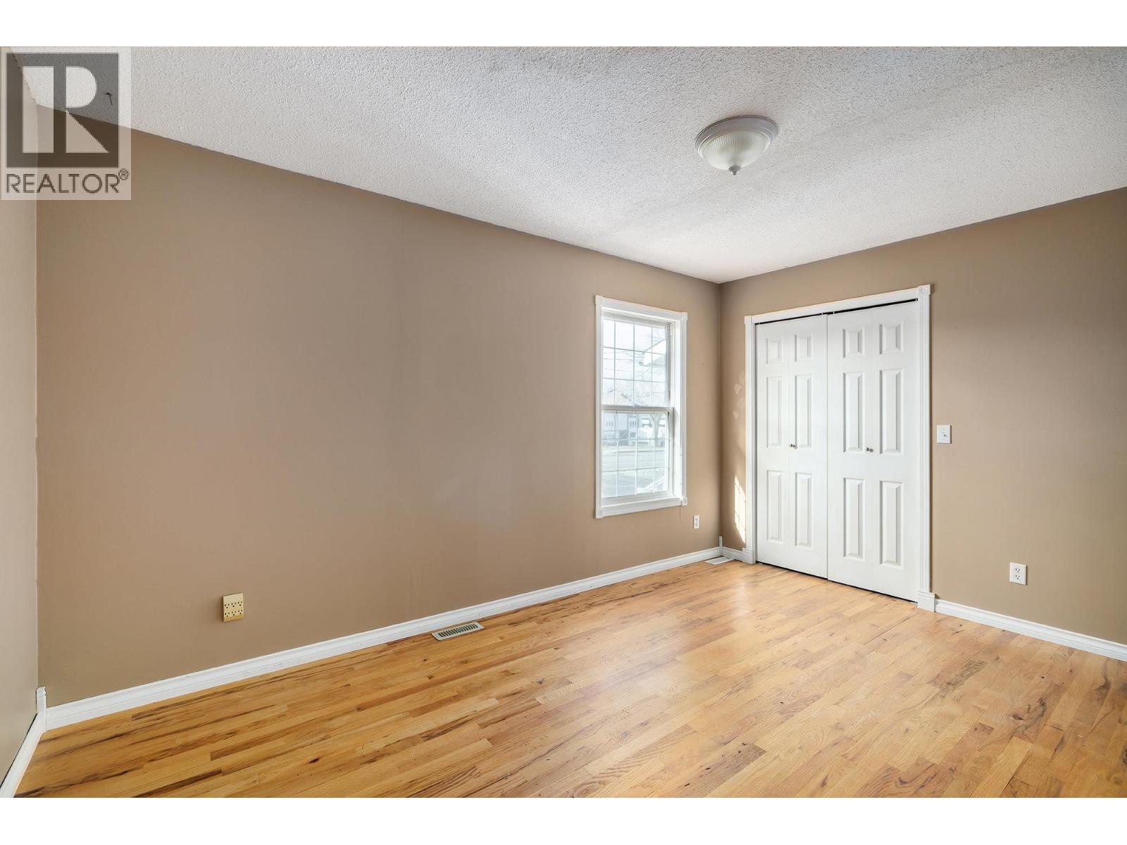 975 Neptune Road, Kelowna, British Columbia  V1X 3E4 - Photo 12 - 10375646