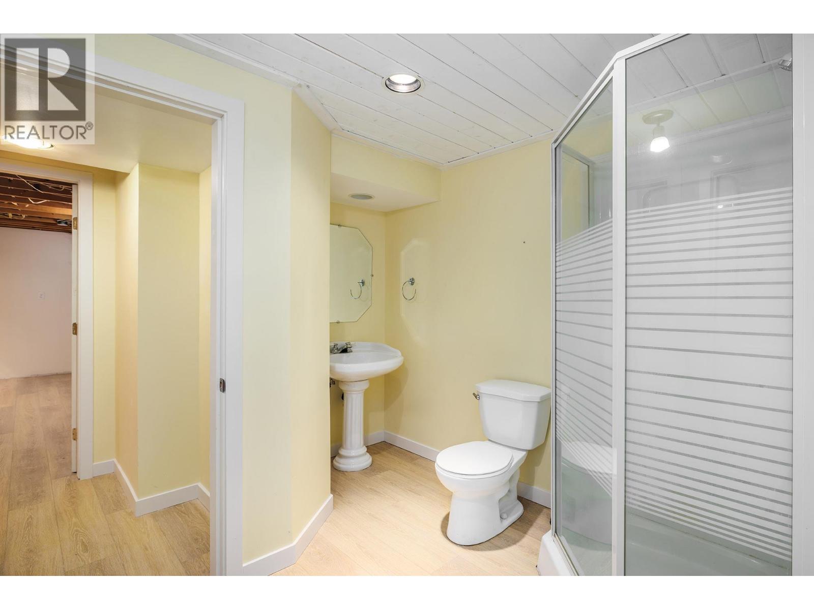 975 Neptune Road, Kelowna, British Columbia  V1X 3E4 - Photo 16 - 10375646