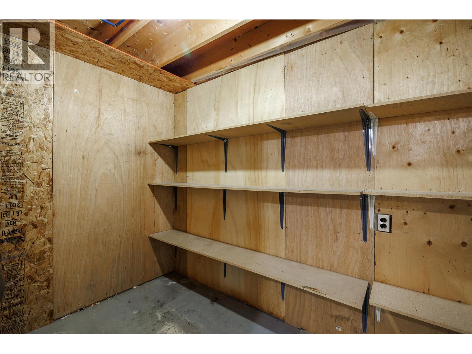 975 Neptune Road, Kelowna, British Columbia  V1X 3E4 - Photo 19 - 10375646