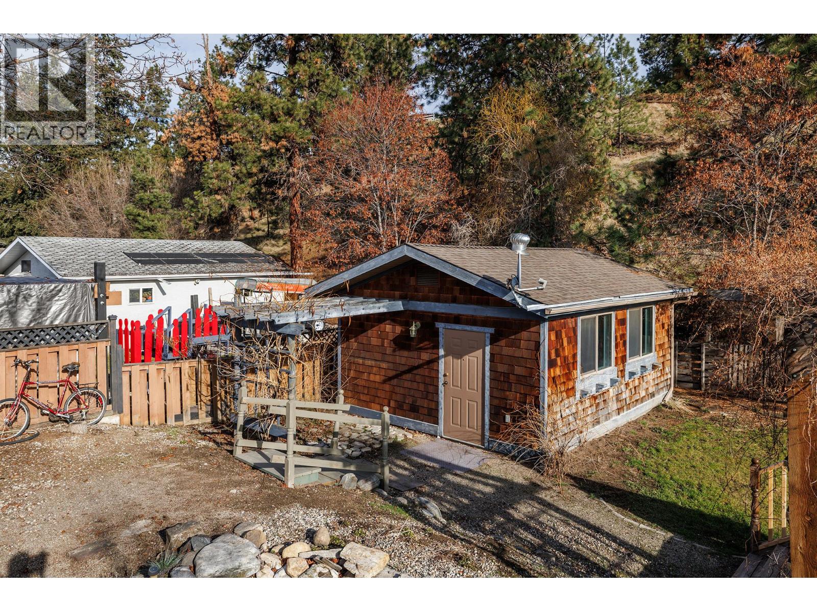 975 Neptune Road, Kelowna, British Columbia  V1X 3E4 - Photo 22 - 10375646