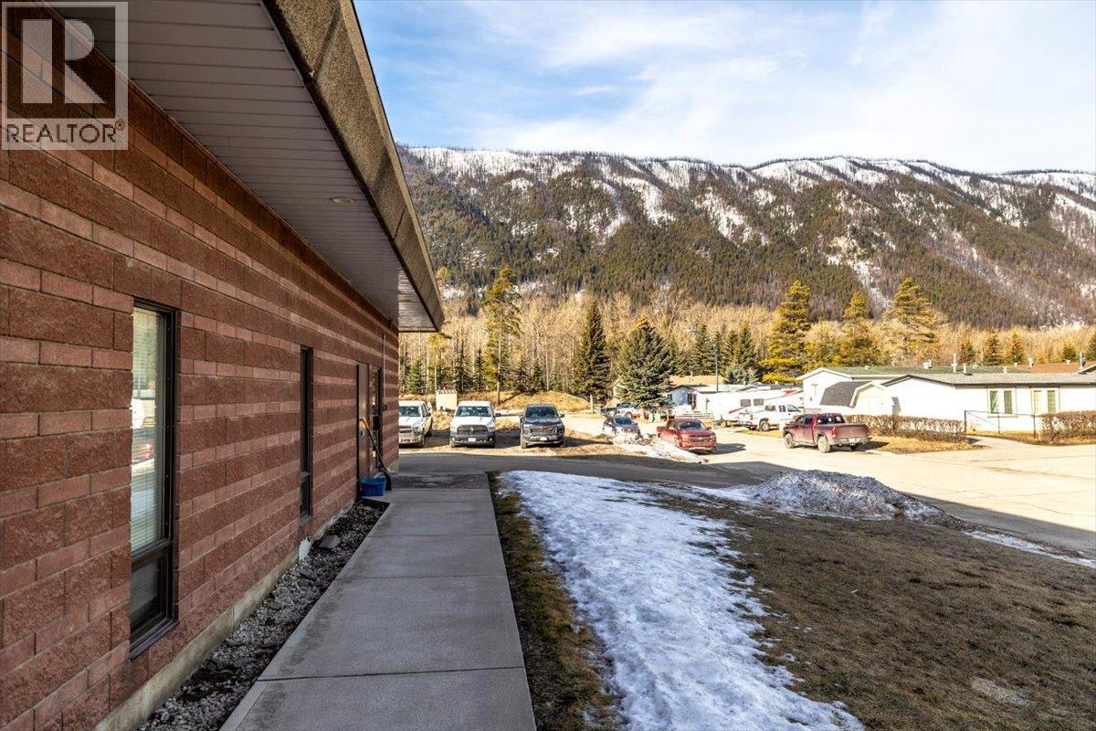 603 Pine Avenue, Sparwood, British Columbia  V0B 2G0 - Photo 21 - 10375618