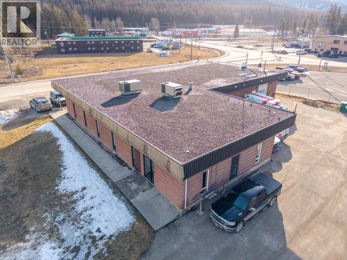 603 Pine Avenue, Sparwood, British Columbia  V0B 2G0 - Photo 9 - 10375618