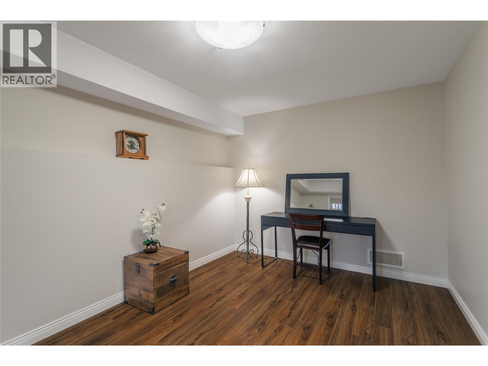 1490 Feedham Avenue, Kelowna, British Columbia  V1P 1N7 - Photo 25 - 10375335