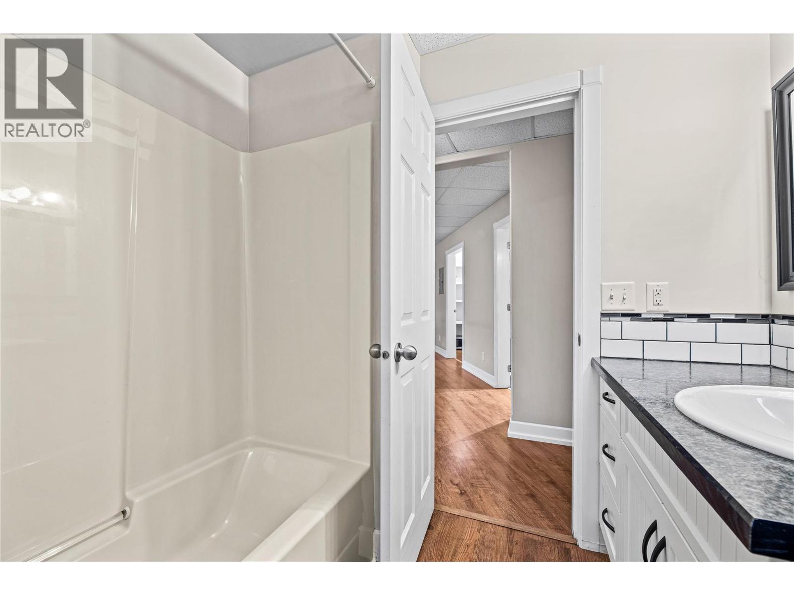 2483 Marine Place, Blind Bay, British Columbia  V0E 1H1 - Photo 48 - 10375705