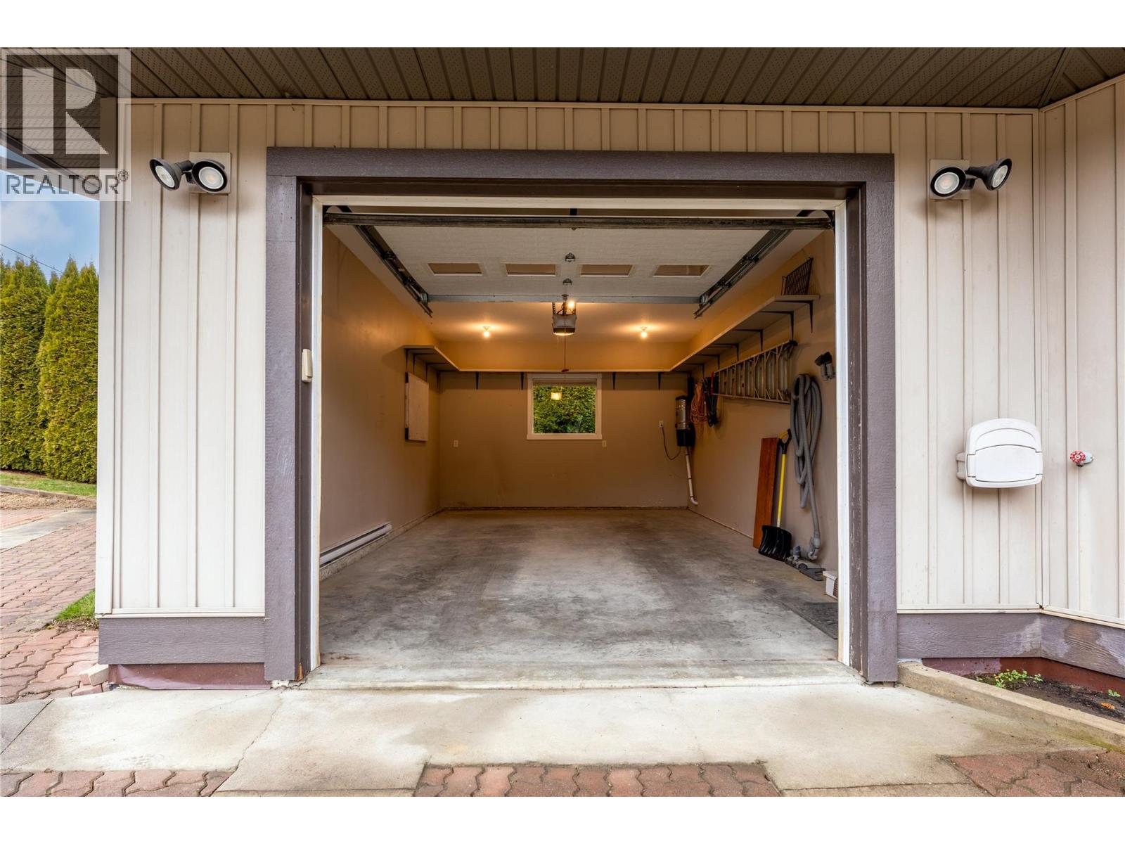 2483 Marine Place, Blind Bay, British Columbia  V0E 1H1 - Photo 58 - 10375705