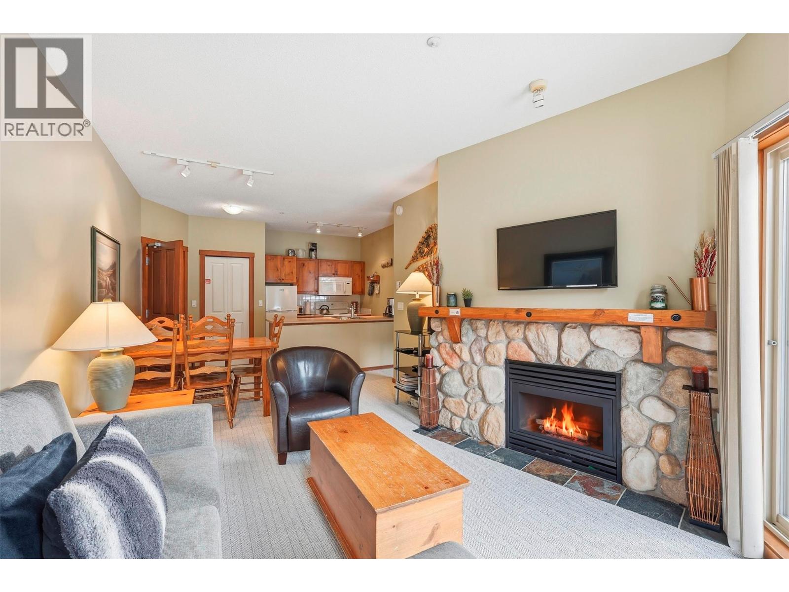 3190 Creekside Way Unit# 102, Sun Peaks, British Columbia  V0E 5N0 - Photo 19 - 10374949