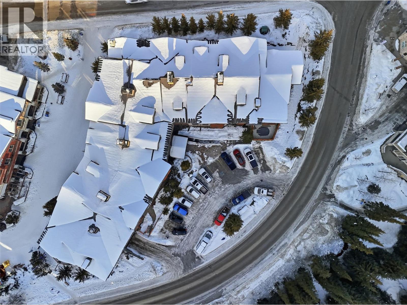 3190 Creekside Way Unit# 102, Sun Peaks, British Columbia  V0E 5N0 - Photo 2 - 10374949