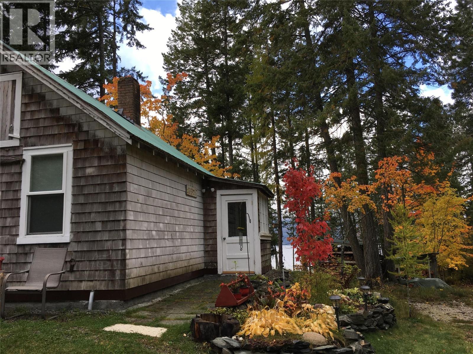 10333 3a Highway, Kuskanook, British Columbia  V0B 1A1 - Photo 75 - 10374180