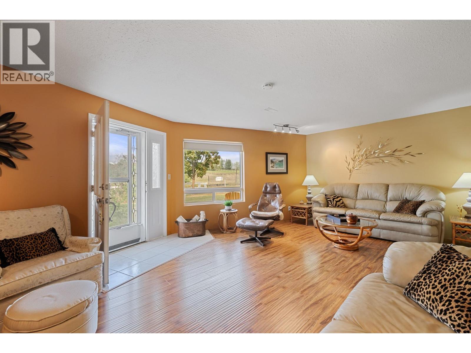 535 Curtis Road, Kelowna, British Columbia  V1V 2G6 - Photo 15 - 10371038