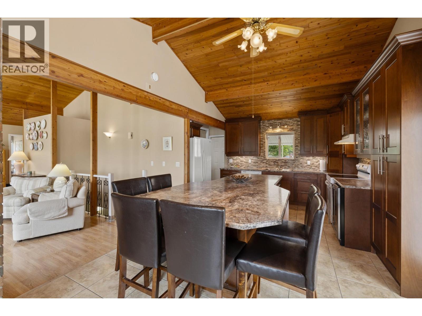 535 Curtis Road, Kelowna, British Columbia  V1V 2G6 - Photo 17 - 10371038