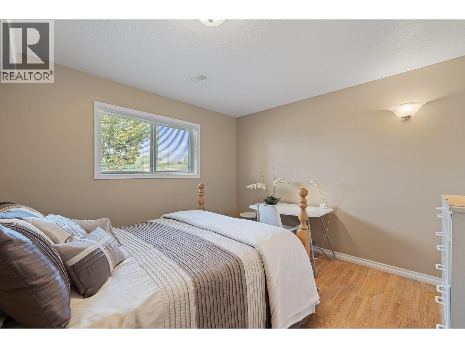 535 Curtis Road, Kelowna, British Columbia  V1V 2G6 - Photo 5 - 10371038