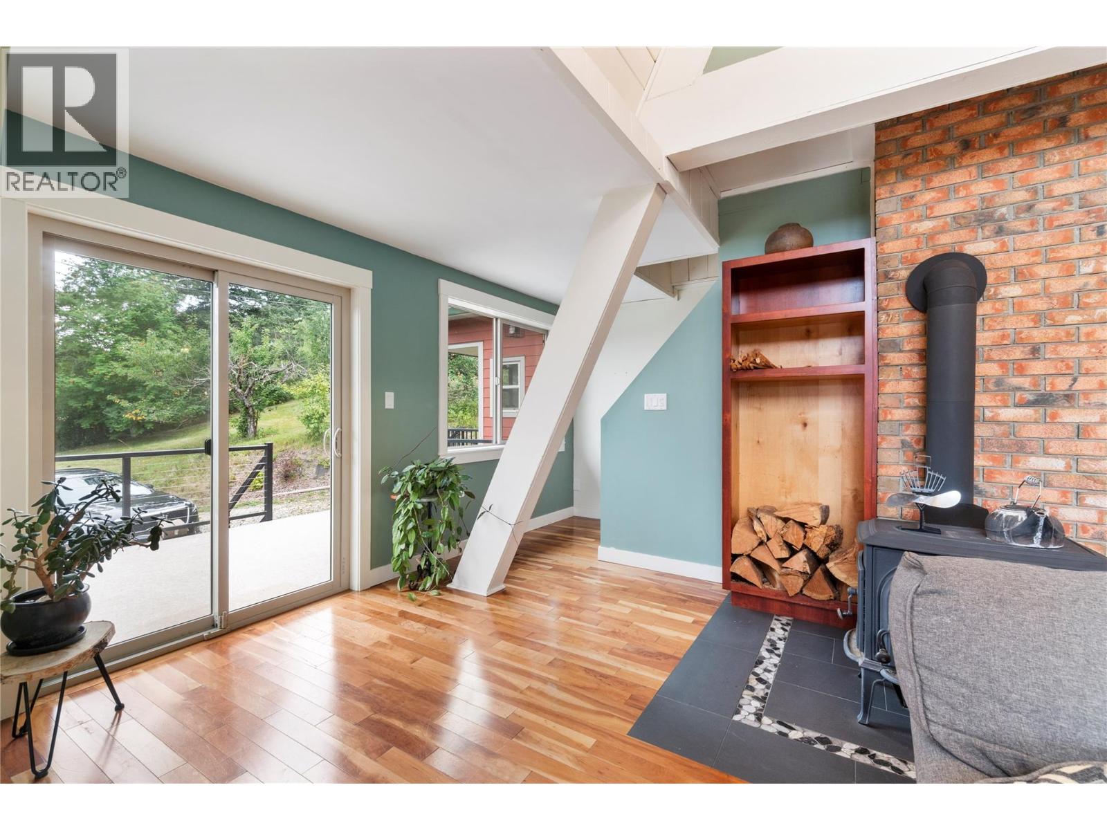 6551 40 Street Nw, Salmon Arm, British Columbia  V1E 3A5 - Photo 19 - 10375537