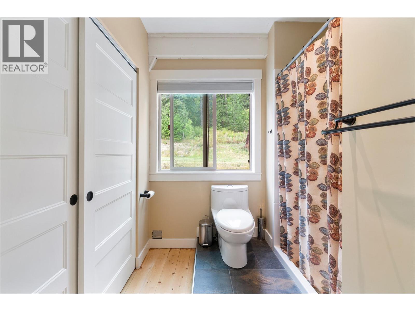 6551 40 Street Nw, Salmon Arm, British Columbia  V1E 3A5 - Photo 33 - 10375537