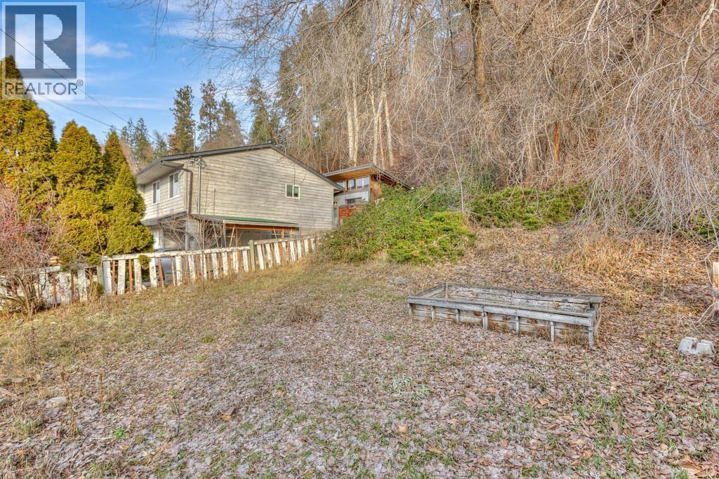 1745 Hollywood Road S, Kelowna, British Columbia  V1X 4P5 - Photo 37 - 10374734