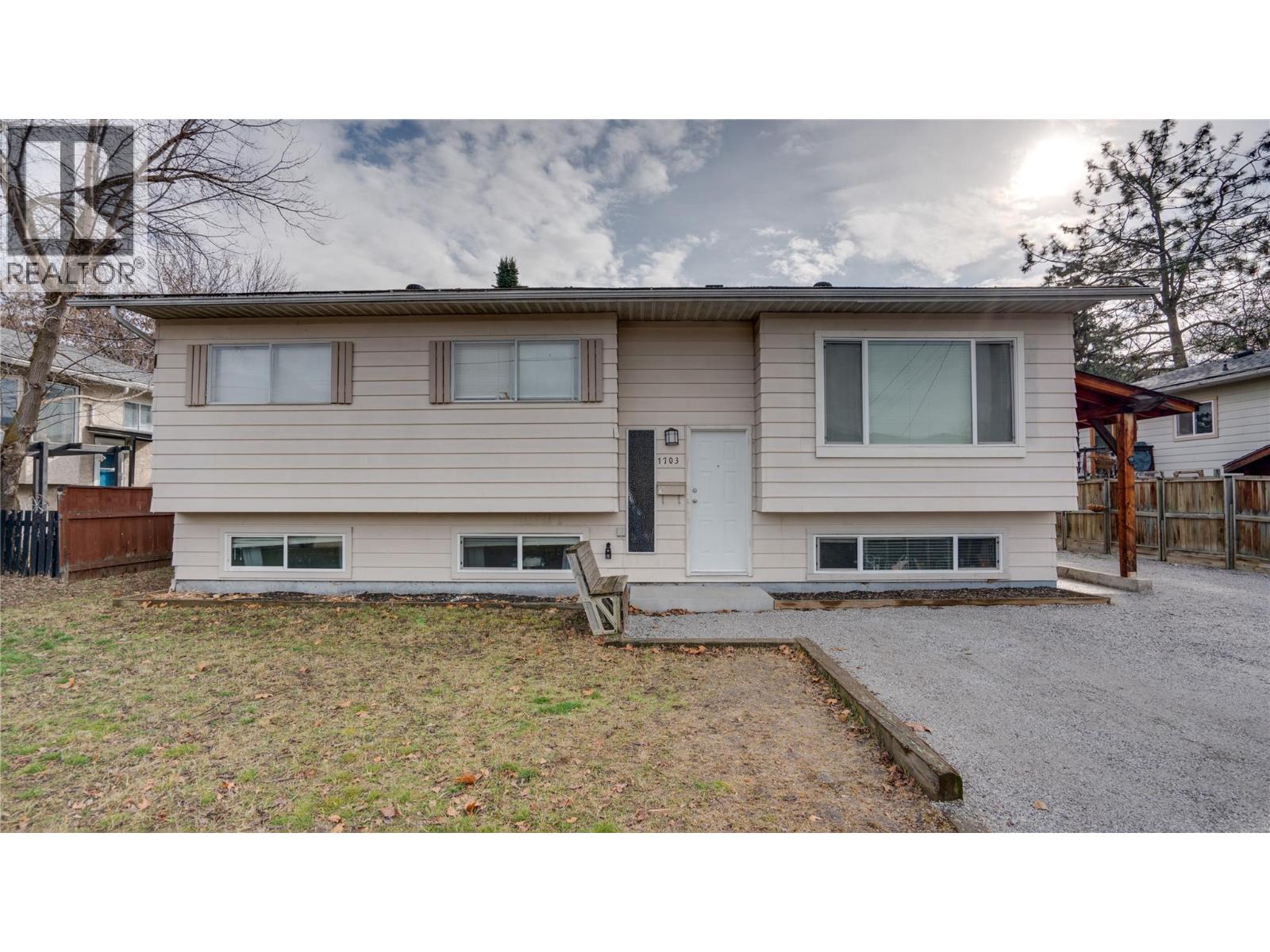 1703 42a Street, Vernon, British Columbia  V1T 7H2 - Photo 1 - 10374369