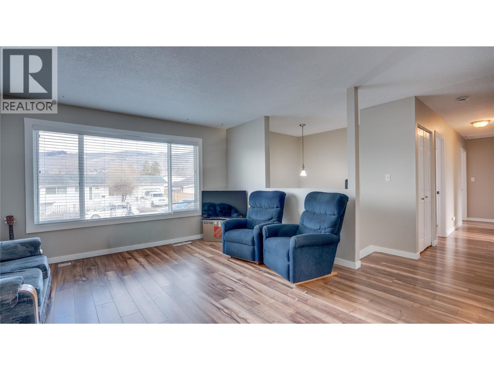 1703 42a Street, Vernon, British Columbia  V1T 7H2 - Photo 6 - 10374369