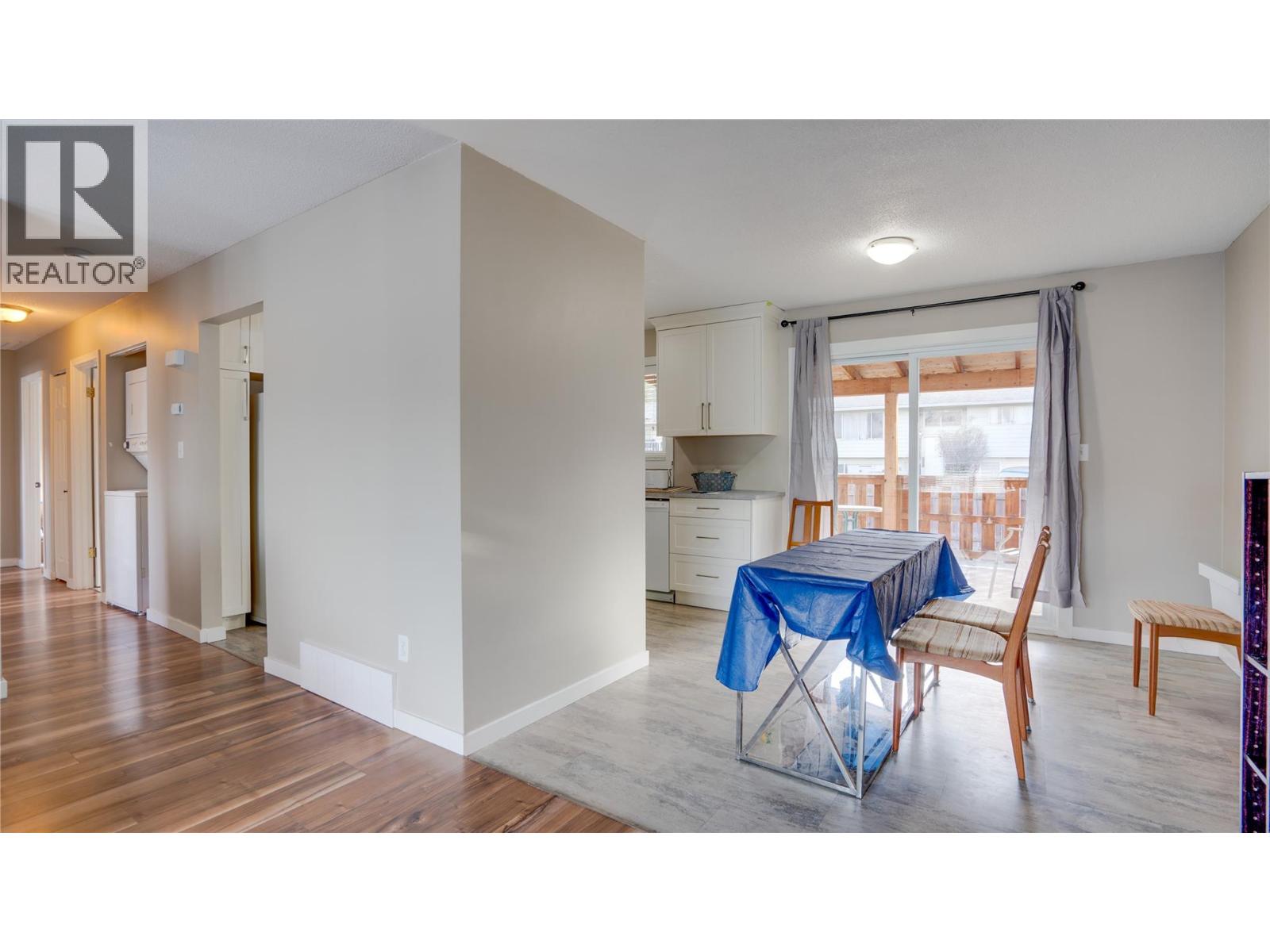 1703 42a Street, Vernon, British Columbia  V1T 7H2 - Photo 9 - 10374369