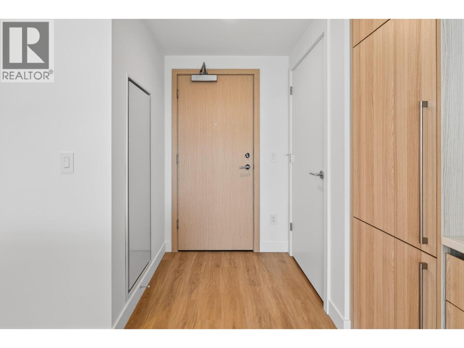 238 Leon Avenue Unit# 1505, Kelowna, British Columbia  V1Y 6H9 - Photo 6 - 10375710