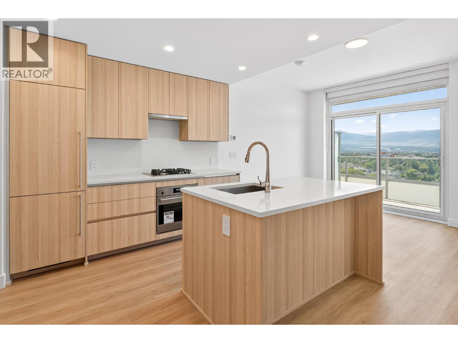 238 Leon Avenue Unit# 1505, Kelowna, British Columbia  V1Y 6H9 - Photo 7 - 10375710