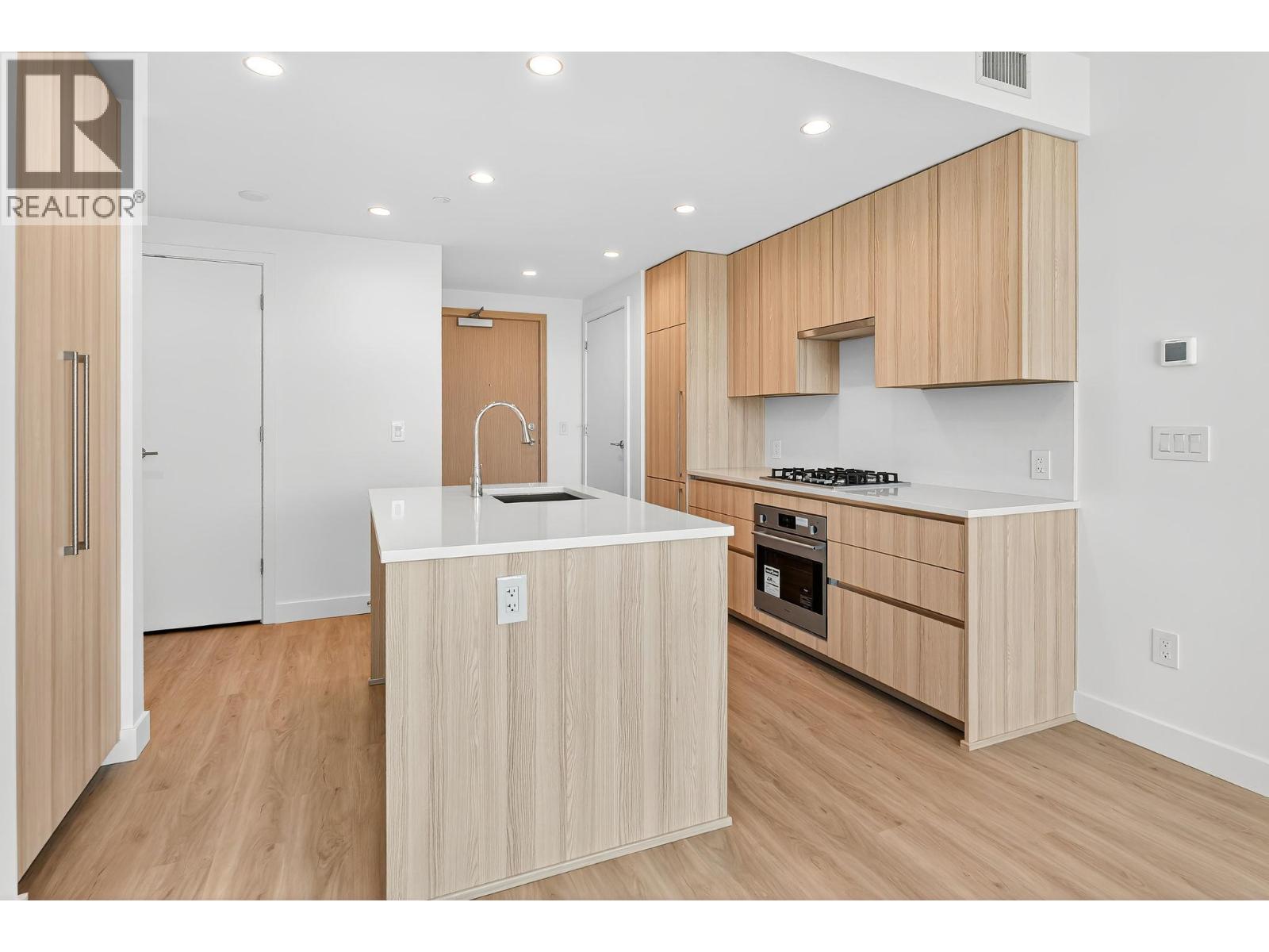 238 Leon Avenue Unit# 1505, Kelowna, British Columbia  V1Y 6H9 - Photo 8 - 10375710