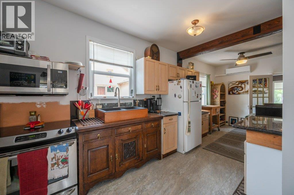 6130 Kootenay Street, Oliver, British Columbia  V0H 1T0 - Photo 17 - 10375691