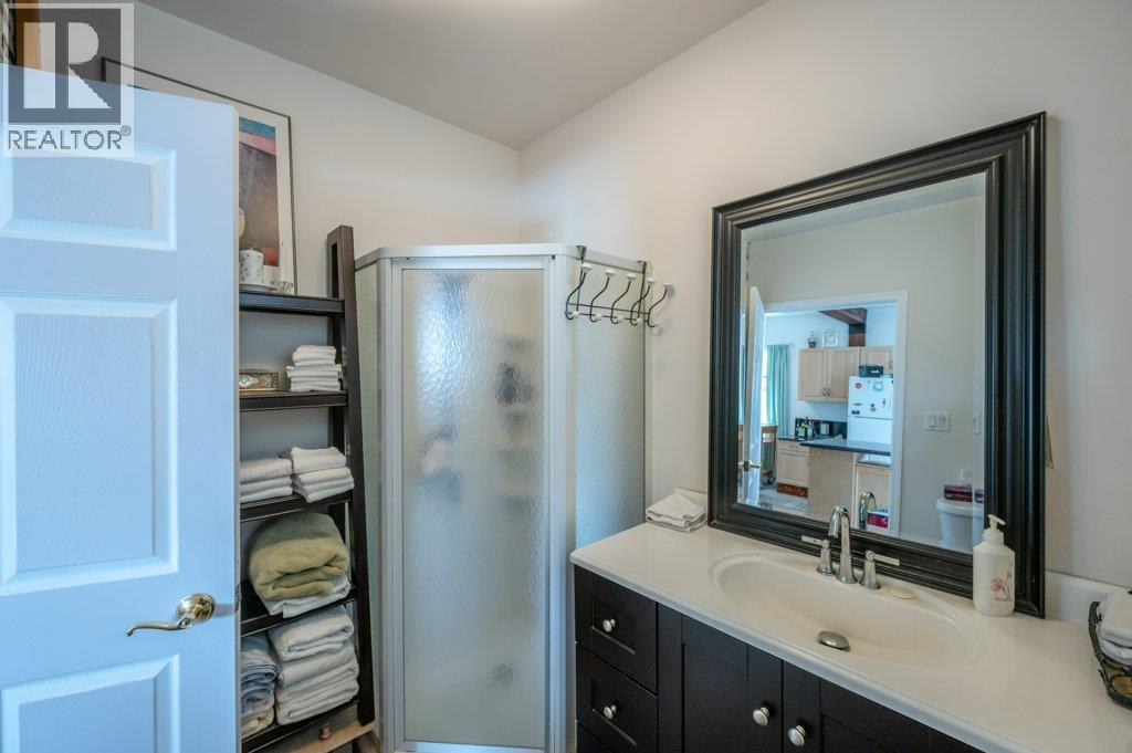 6130 Kootenay Street, Oliver, British Columbia  V0H 1T0 - Photo 23 - 10375691