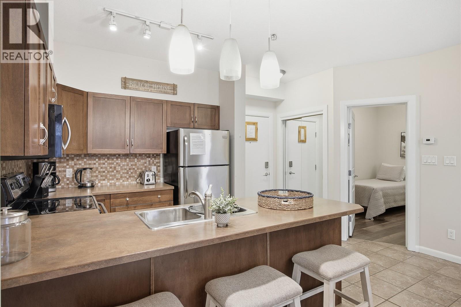 654 Cook Road Unit# 454, Kelowna, British Columbia  V1W 3G7 - Photo 2 - 10375021