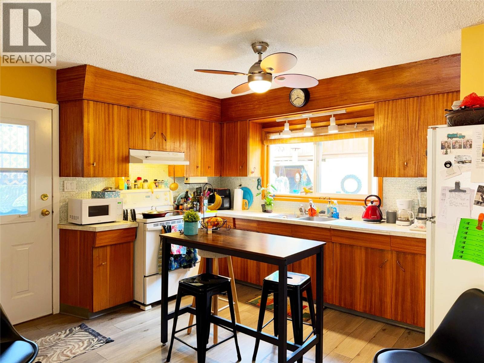 214 Wellington Avenue, Warfield, British Columbia  V1R 2K5 - Photo 12 - 10375596