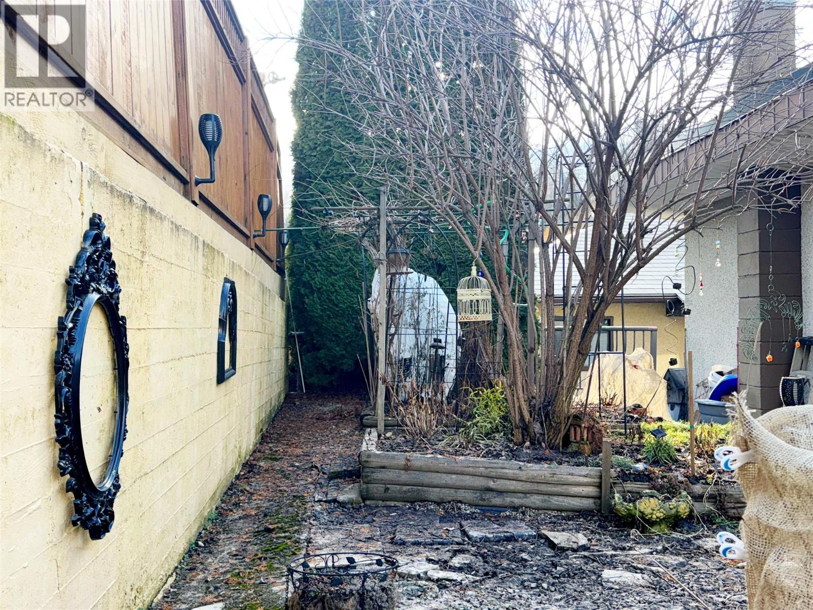 214 Wellington Avenue, Warfield, British Columbia  V1R 2K5 - Photo 51 - 10375596