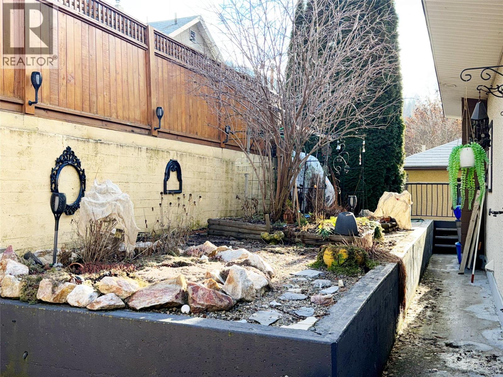 214 Wellington Avenue, Warfield, British Columbia  V1R 2K5 - Photo 53 - 10375596