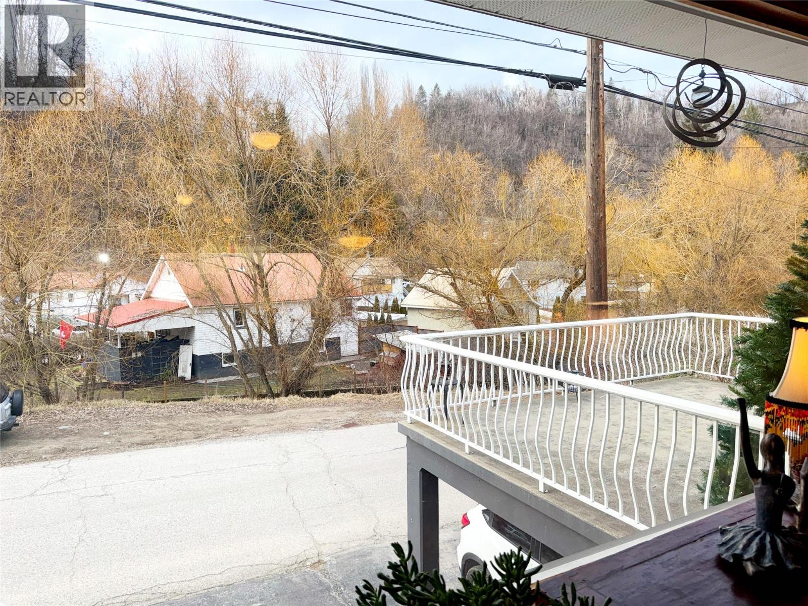 214 Wellington Avenue, Warfield, British Columbia  V1R 2K5 - Photo 58 - 10375596