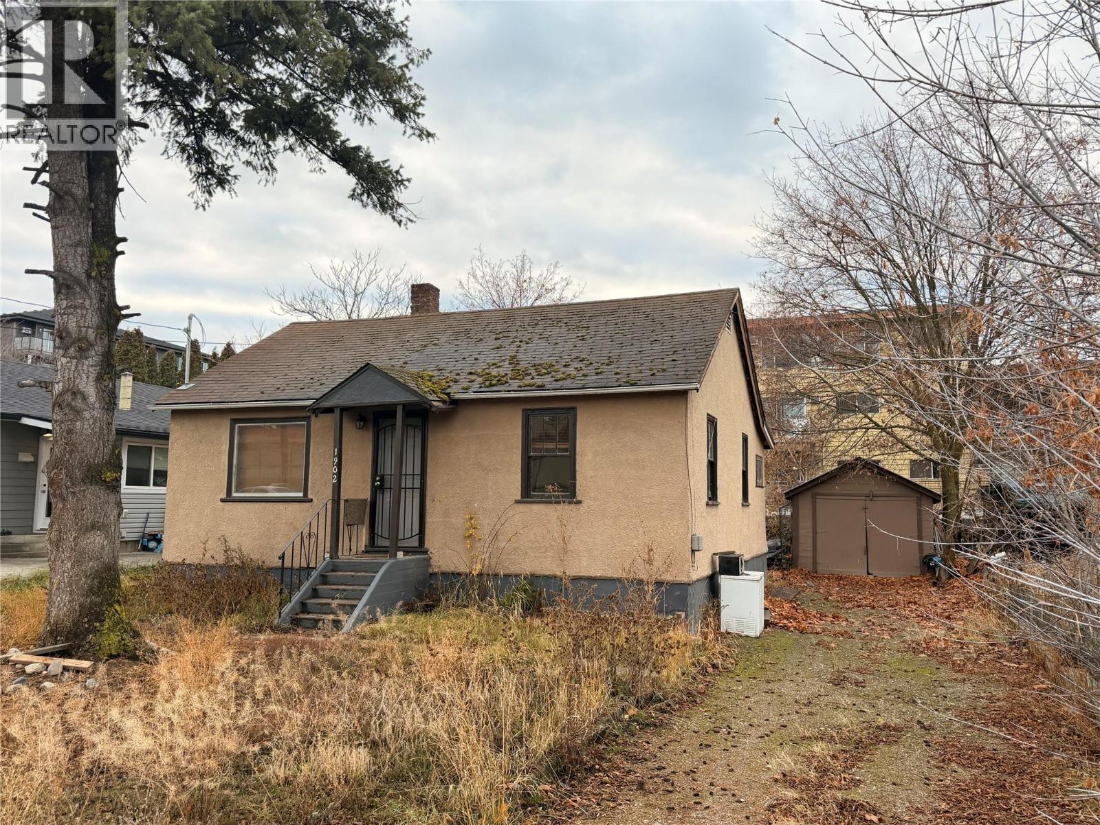 1902 31 Street, Vernon, British Columbia  V1T 5G9 - Photo 2 - 10375758
