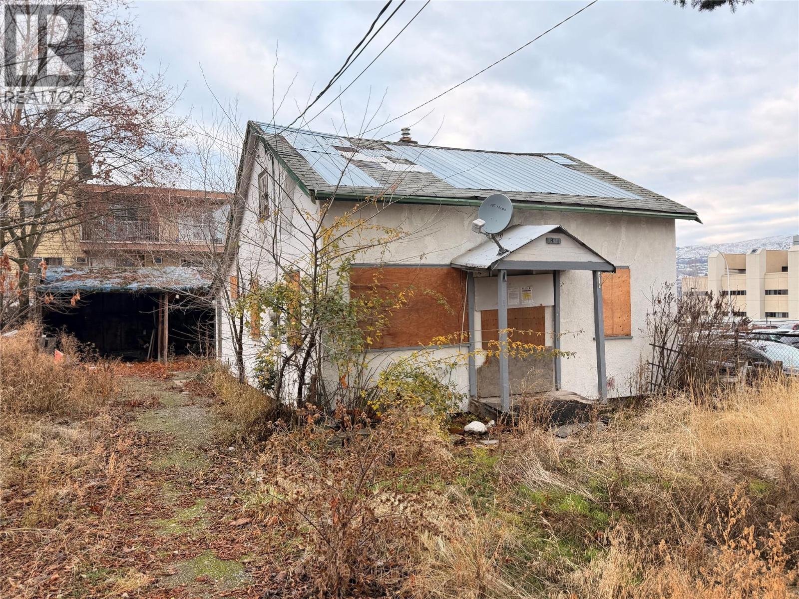 1904 31 Street, Vernon, British Columbia  V1T 5G9 - Photo 2 - 10375760