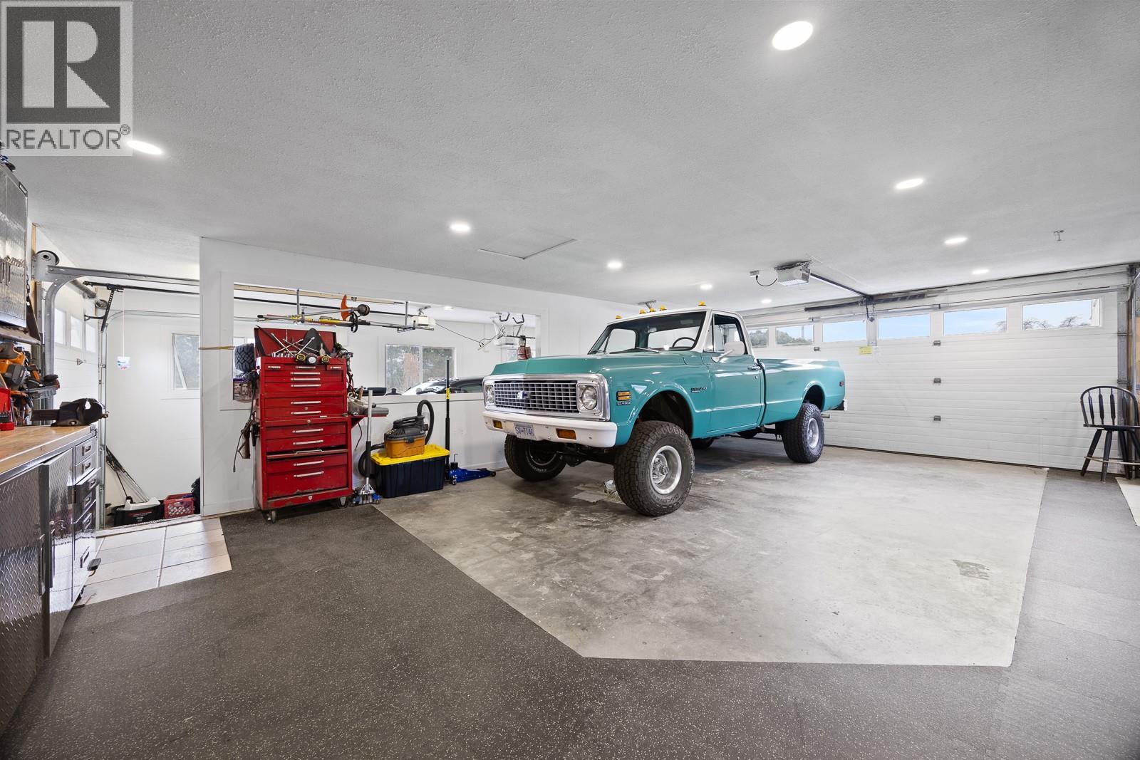 2140 Peters Road, West Kelowna, British Columbia  V4T 2C4 - Photo 4 - 10375246