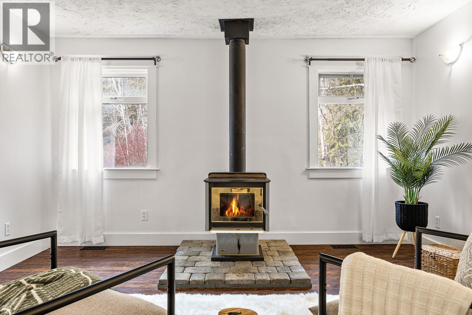 674 Udell Road, Vernon, British Columbia  V1H 2E3 - Photo 13 - 10374834