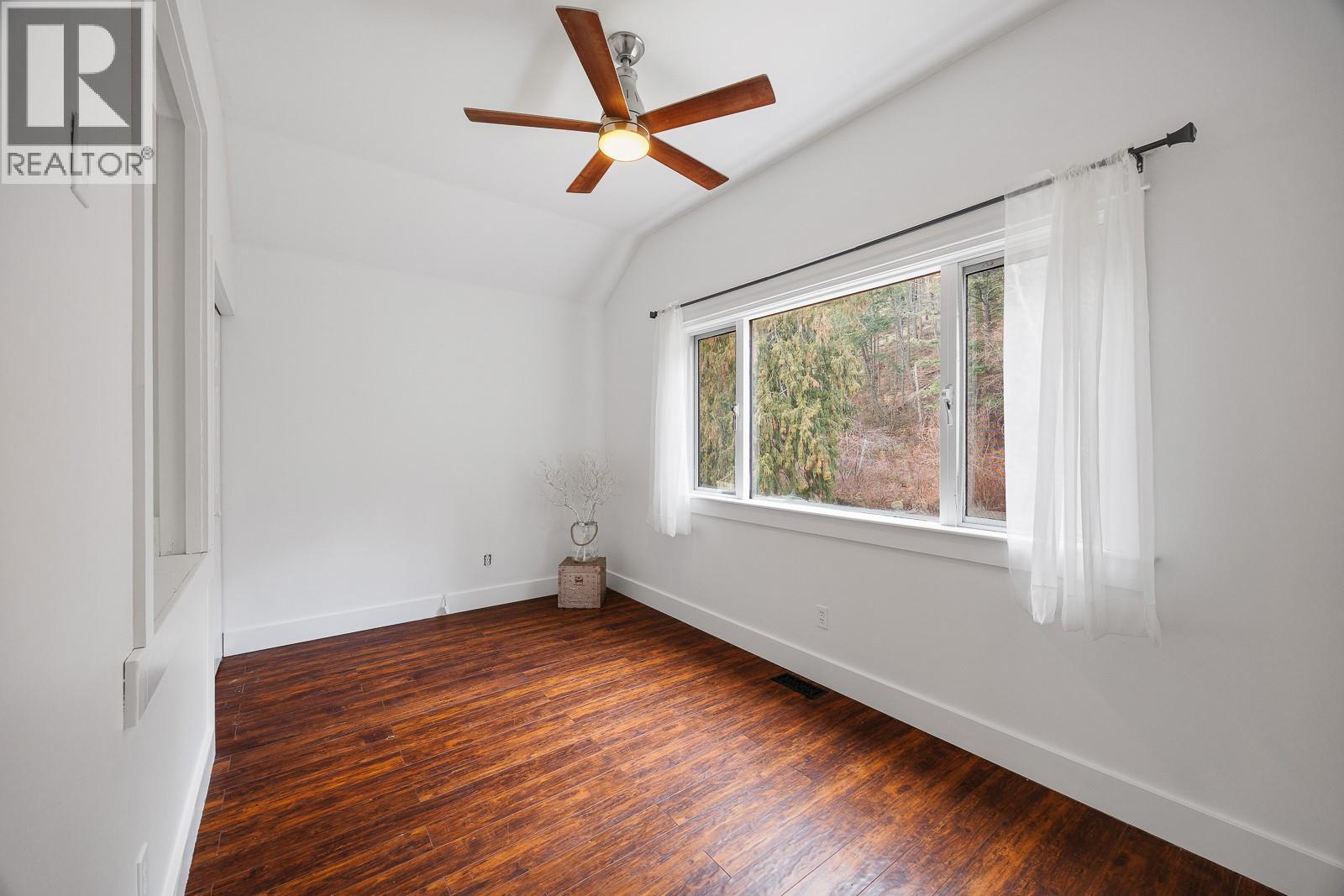 674 Udell Road, Vernon, British Columbia  V1H 2E3 - Photo 18 - 10374834