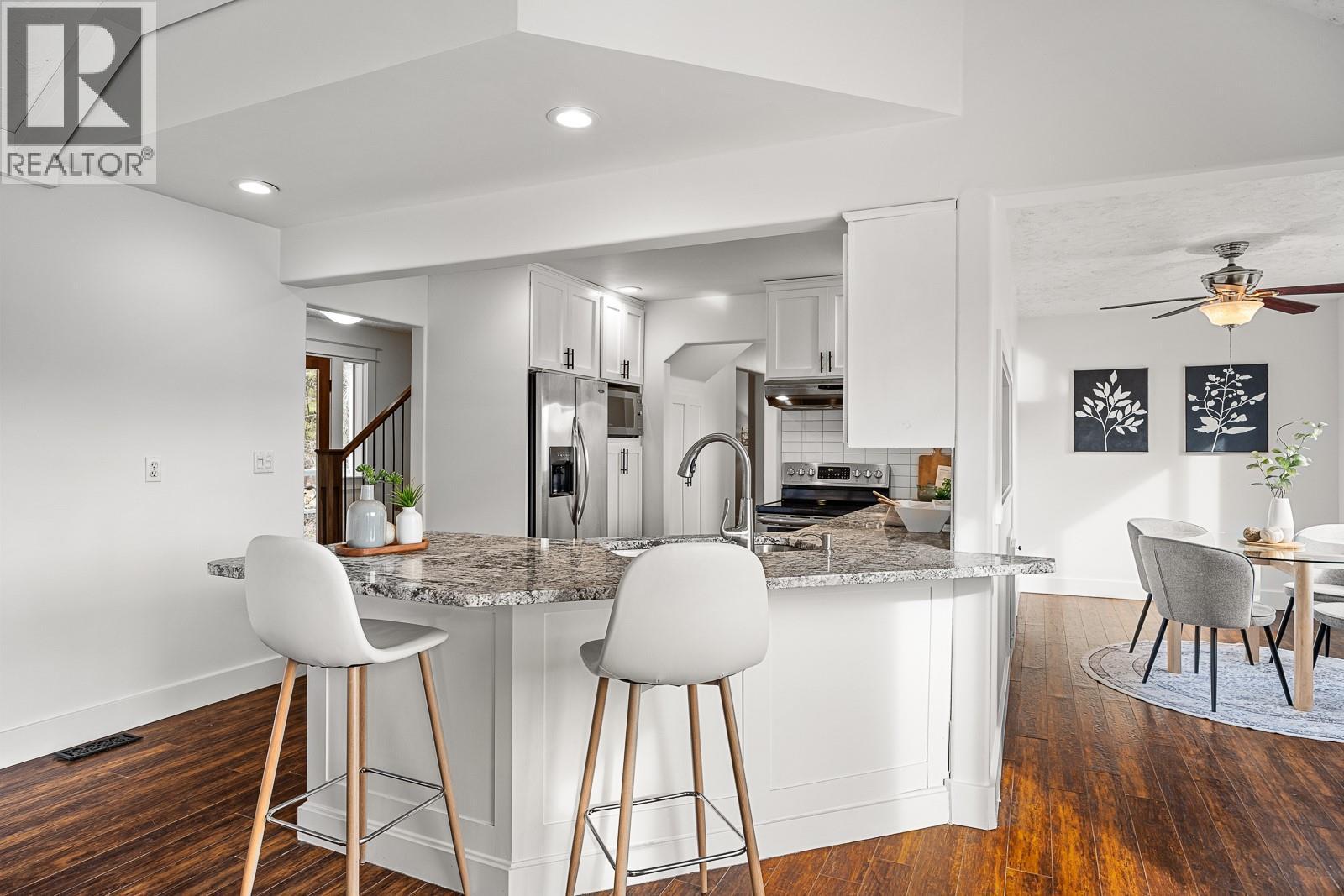 674 Udell Road, Vernon, British Columbia  V1H 2E3 - Photo 2 - 10374834