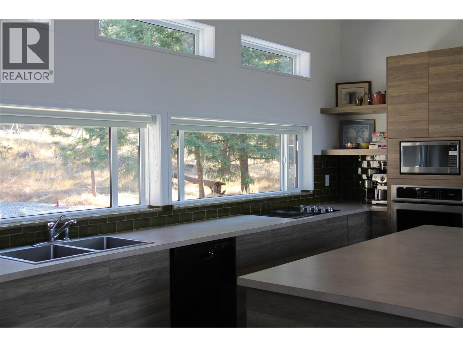 220 Sasquatch Trail, Osoyoos, British Columbia  V0H 1V0 - Photo 14 - 10375549