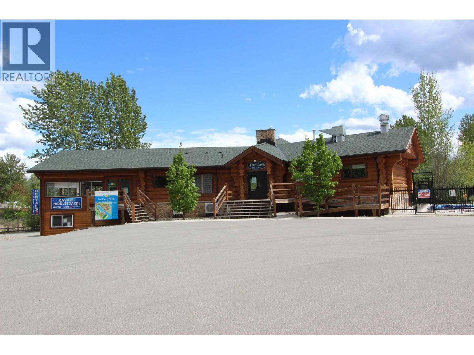 13 Marina Way, Lee Creek, British Columbia  V0E 1M4 - Photo 20 - 10374352