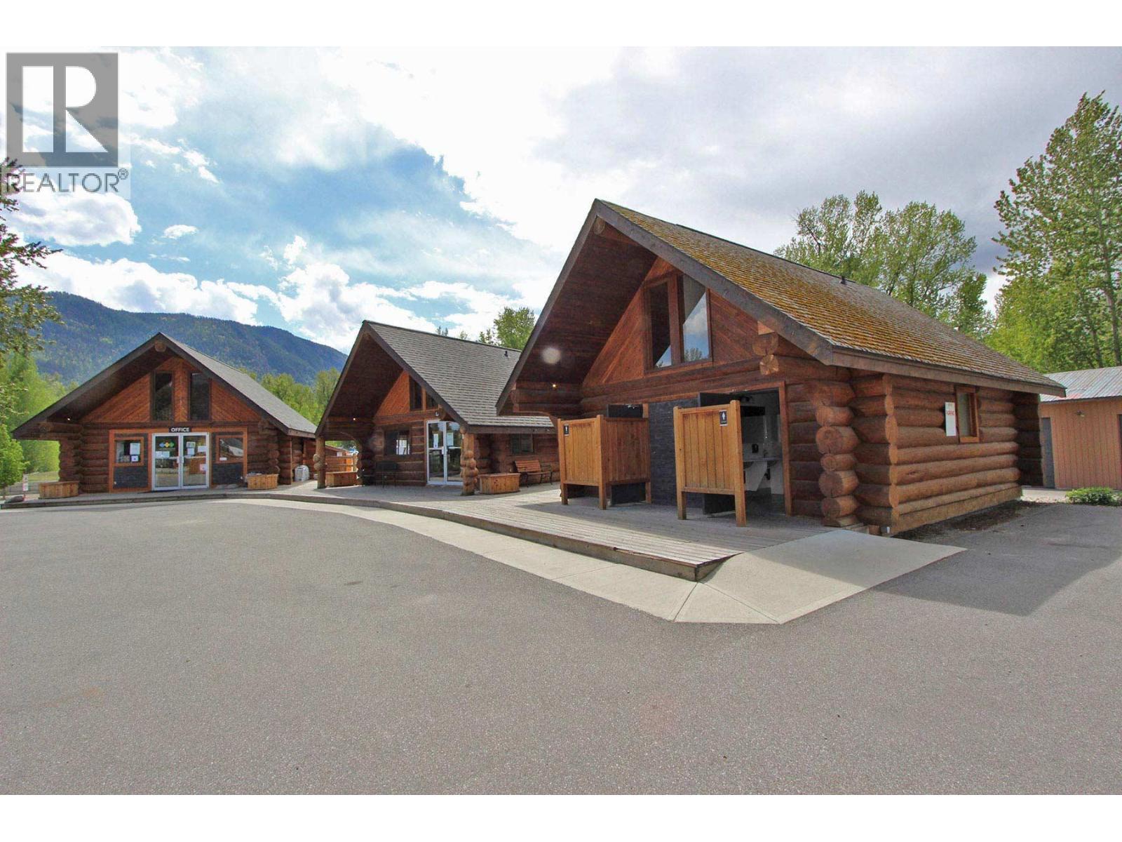 13 Marina Way, Lee Creek, British Columbia  V0E 1M4 - Photo 21 - 10374352