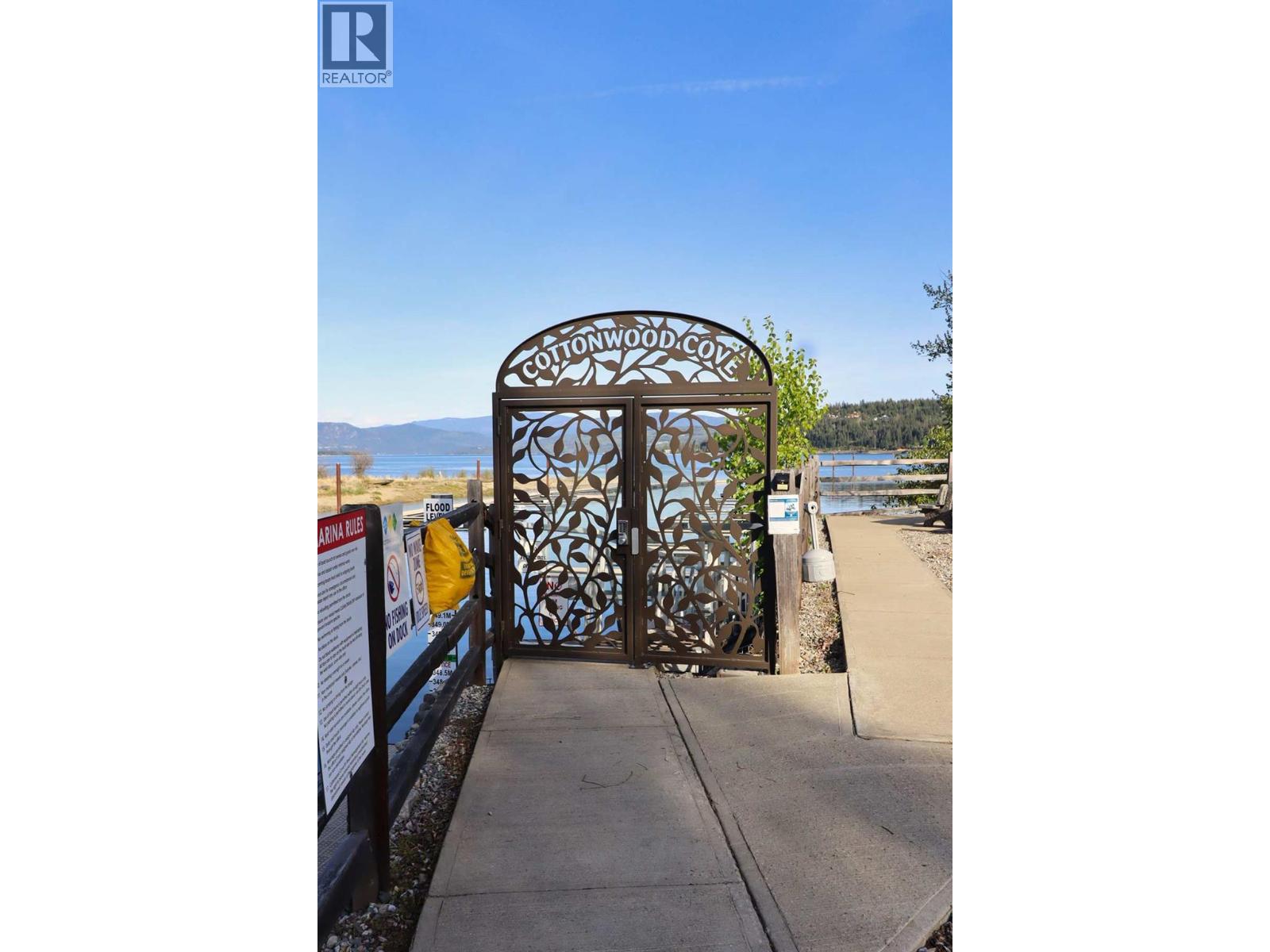 13 Marina Way, Lee Creek, British Columbia  V0E 1M4 - Photo 43 - 10374352