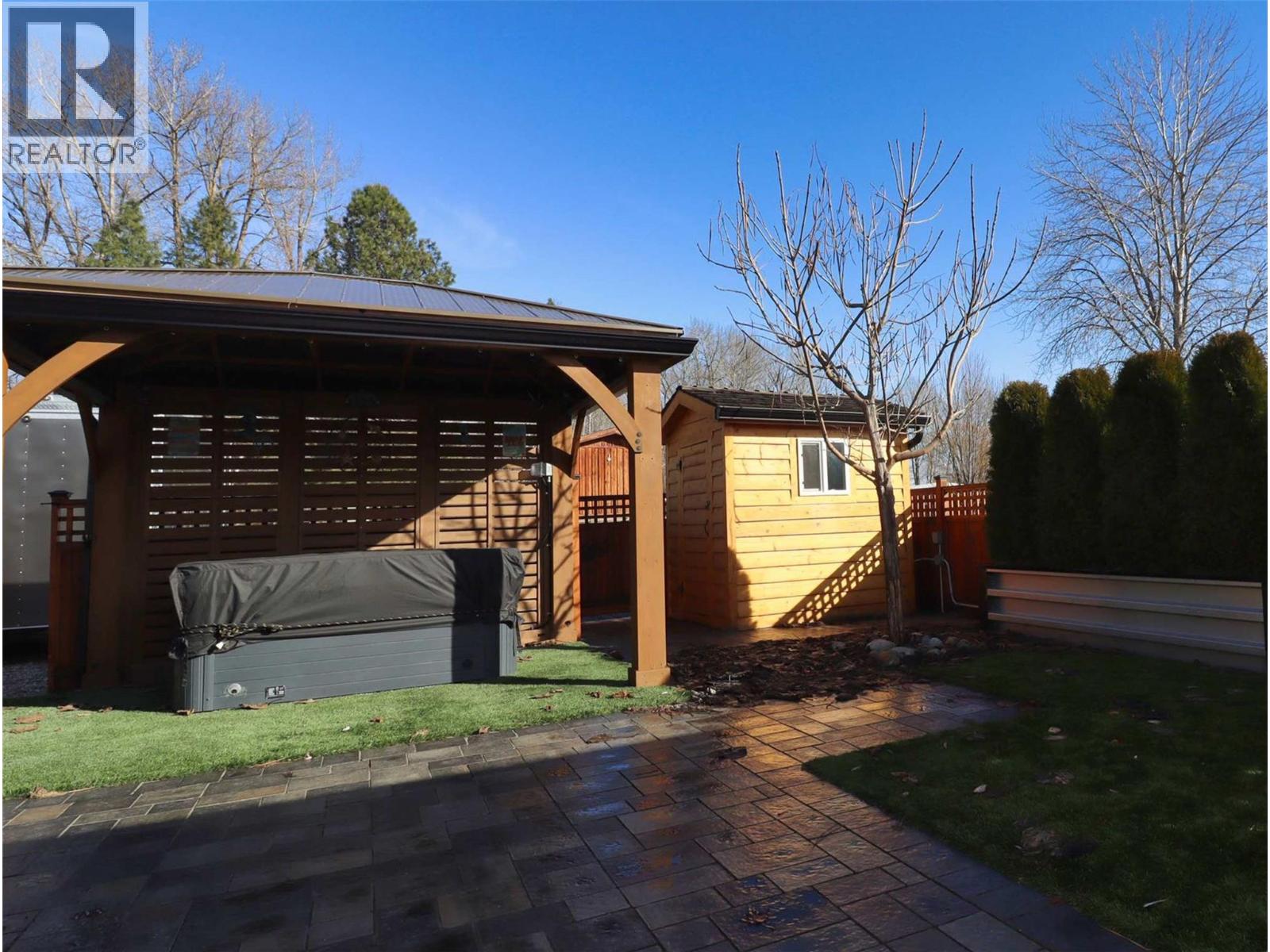 4 Eagle Lane, Lee Creek, British Columbia  V0E 1M4 - Photo 15 - 10375498