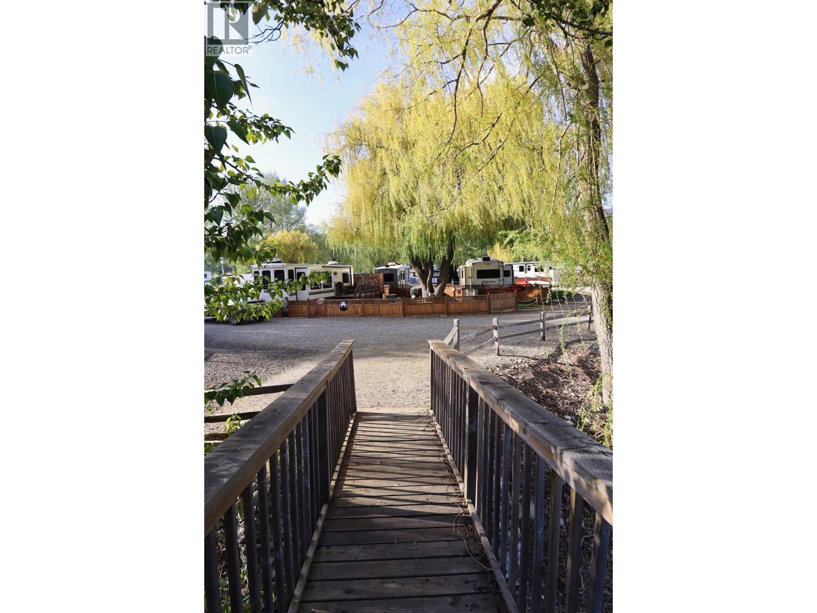 4 Eagle Lane, Lee Creek, British Columbia  V0E 1M4 - Photo 75 - 10375498