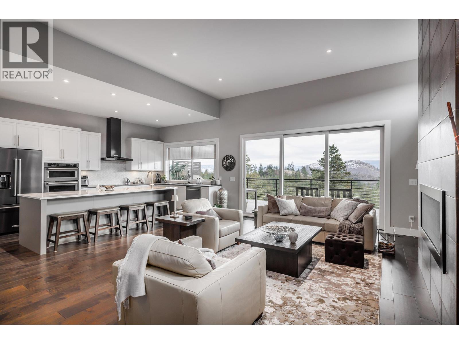 2501 Tallus Heights Drive, West Kelowna, British Columbia  V4T 3M2 - Photo 3 - 10375593