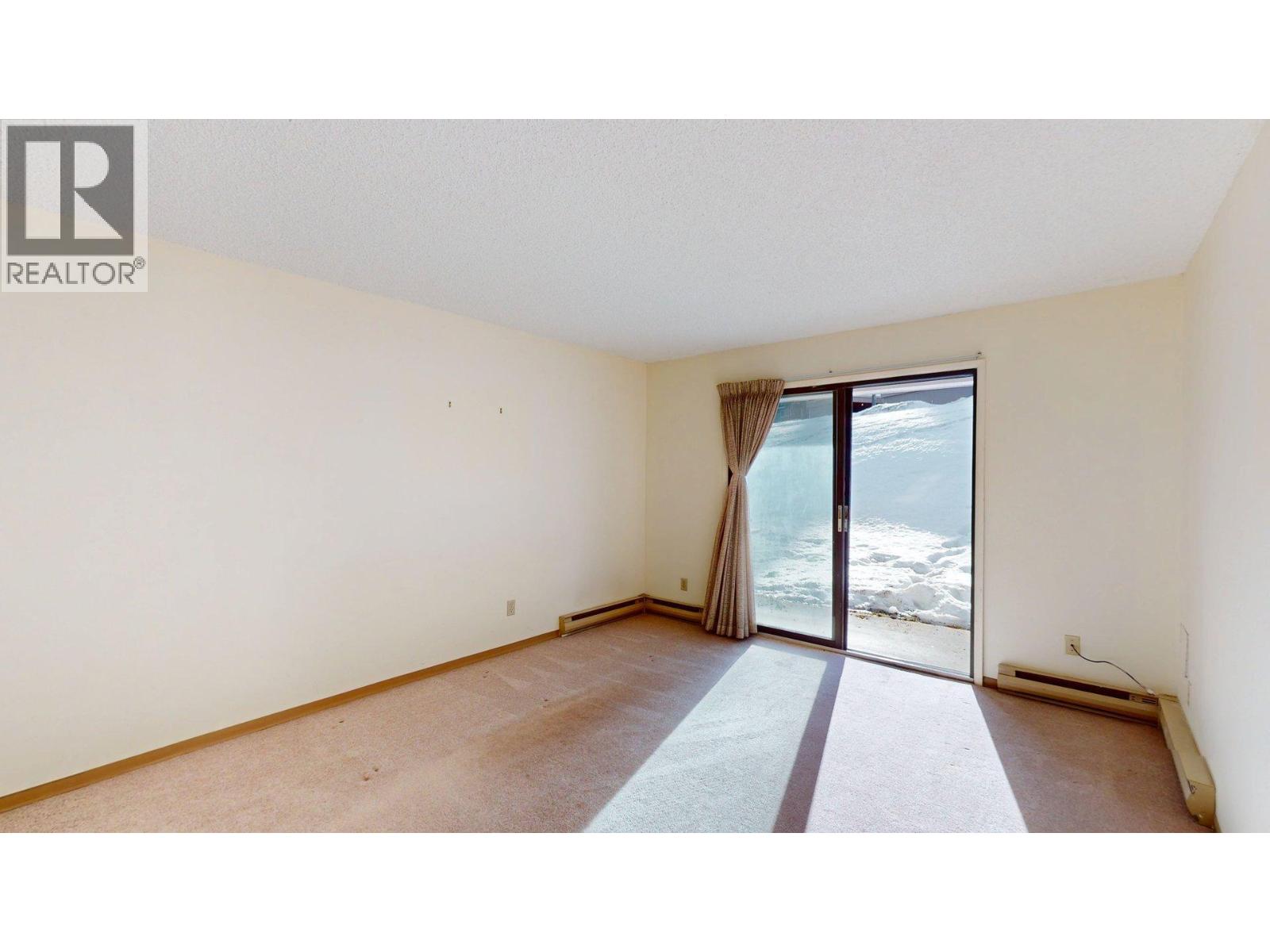 1804 Alpine Drive Unit# 210, Elkford, British Columbia  V0B 1H0 - Photo 14 - 10375650