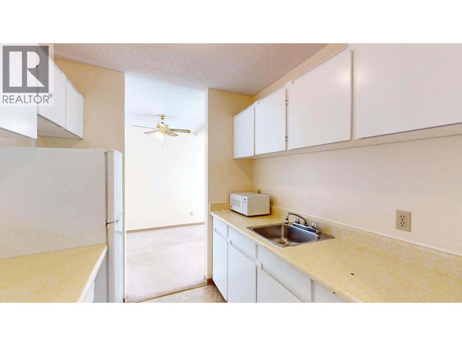 1804 Alpine Drive Unit# 210, Elkford, British Columbia  V0B 1H0 - Photo 7 - 10375650