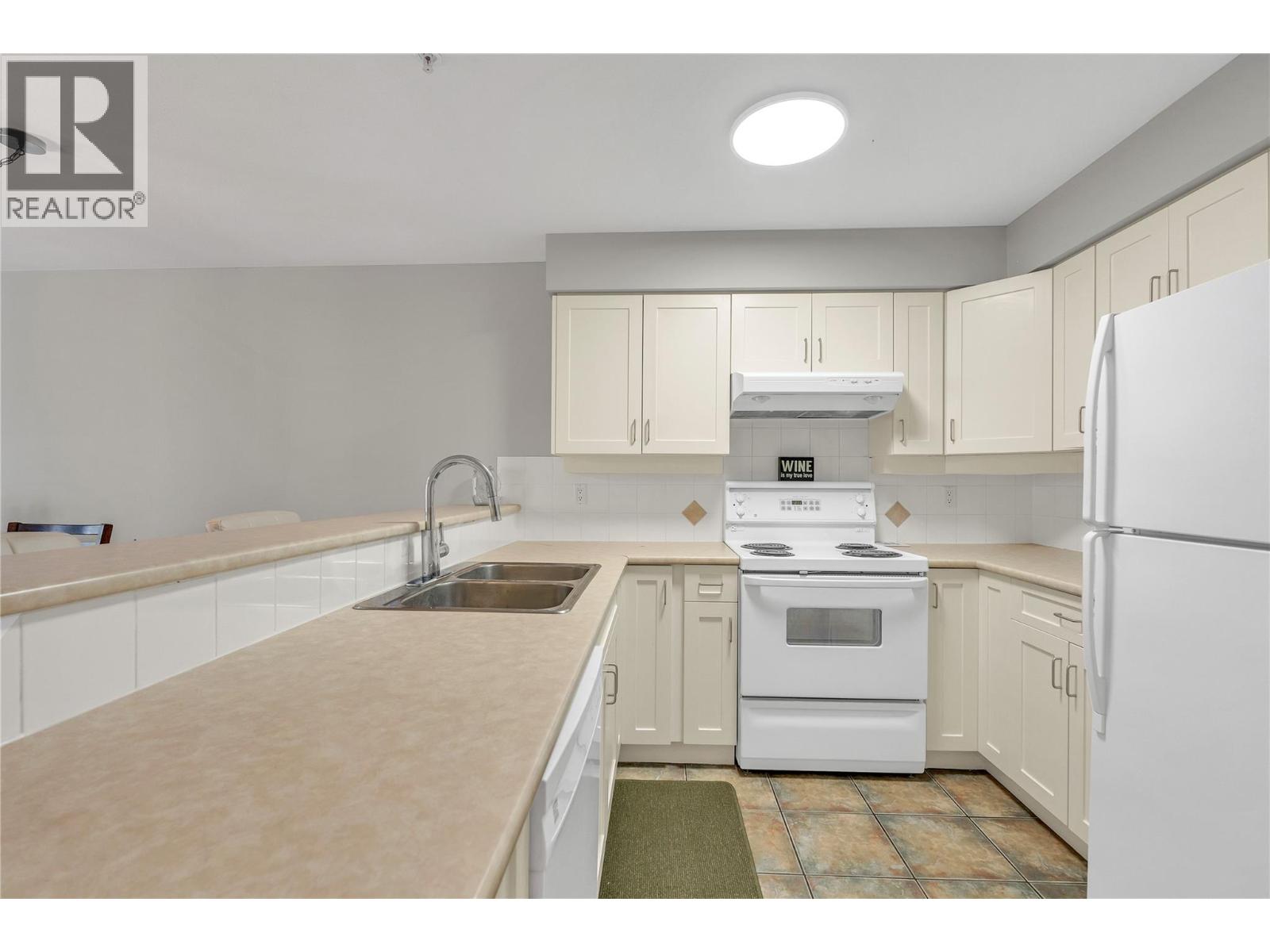 7600 Cottonwood Drive Unit# 202, Osoyoos, British Columbia  V0H 1V3 - Photo 12 - 10375767