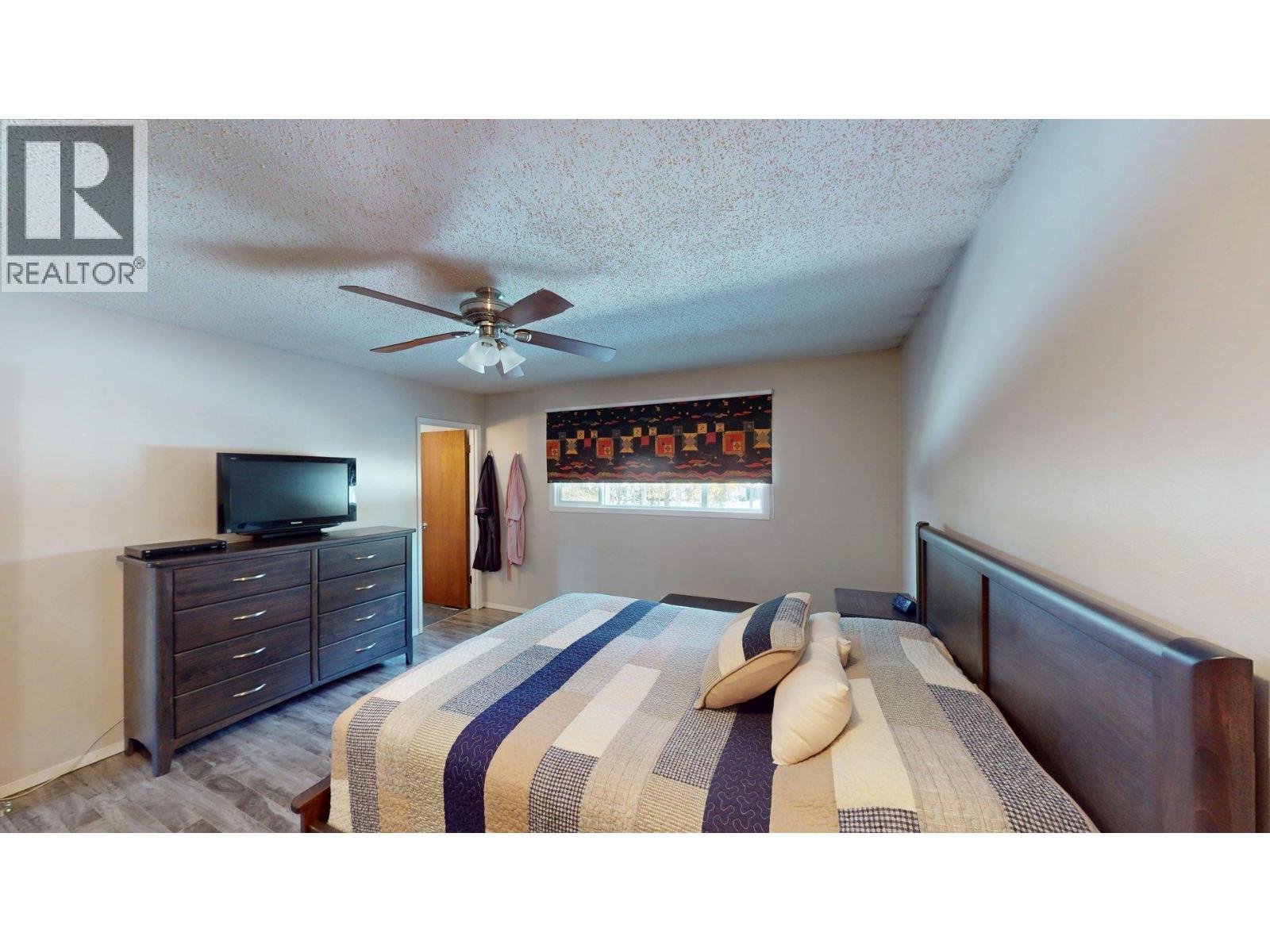 771 Ferguson Crescent, Elkford, British Columbia  V0B 1H0 - Photo 16 - 10375202